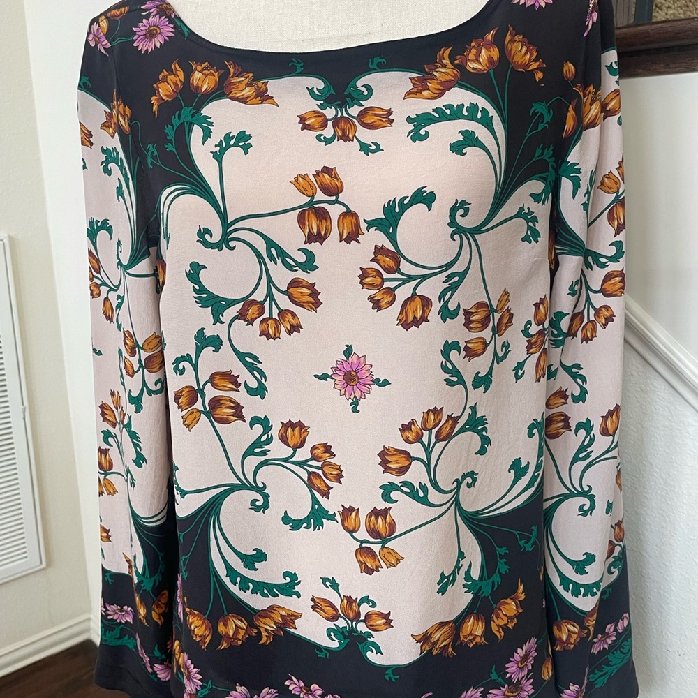Anthropologie Maeve Multicolor Floral Blouse,100% silk, longer fit, size 10